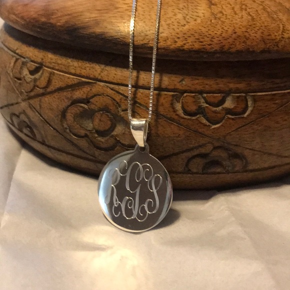 RSG Initial Necklace - Picture 1 of 1